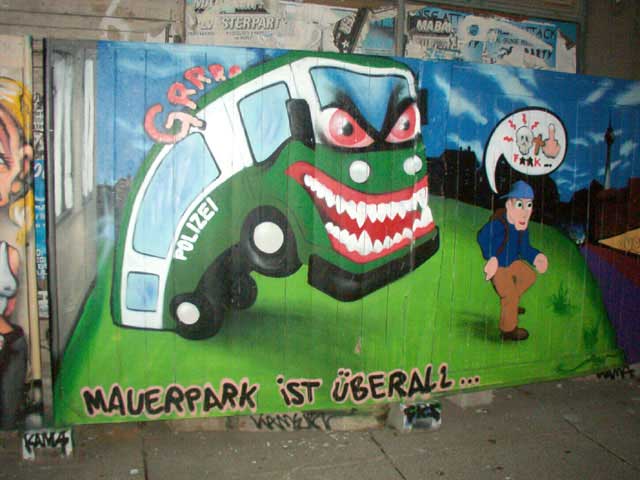 Graffiti IV en Alexander Platz