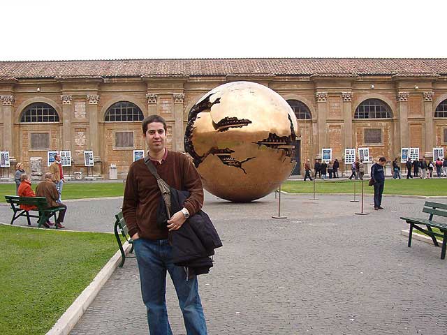 Fer frente a bola de los museos del Vaticano