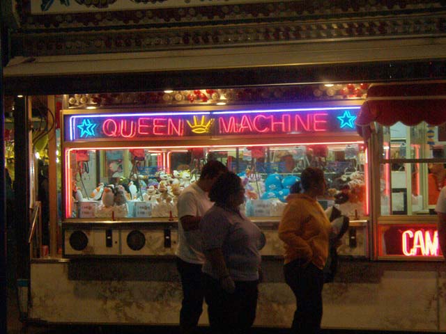 Queen machine
