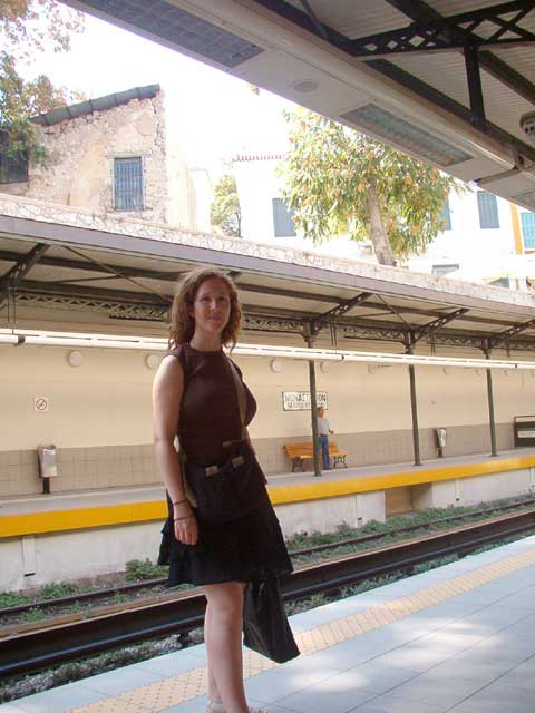 Andén del metro Monastiraki