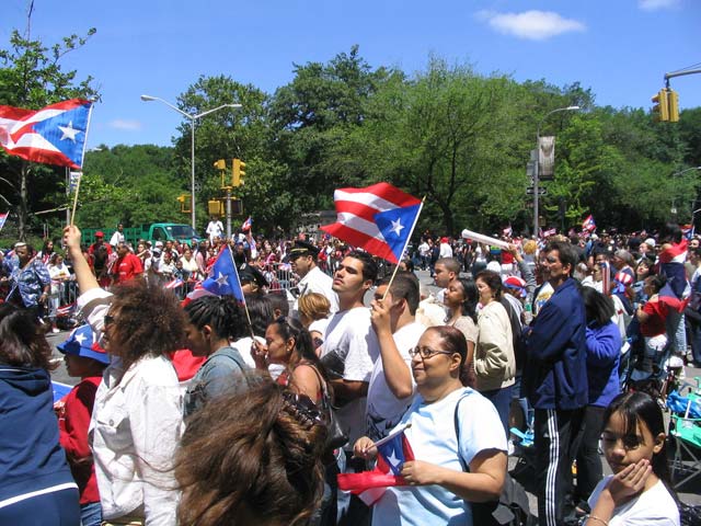 Desfile del orgullo puertorriqueño por la 5ª avenida