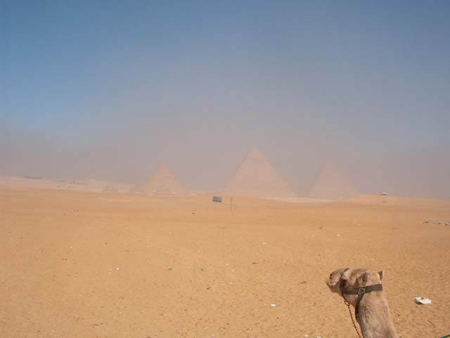 Hacia las pirámides de Giza