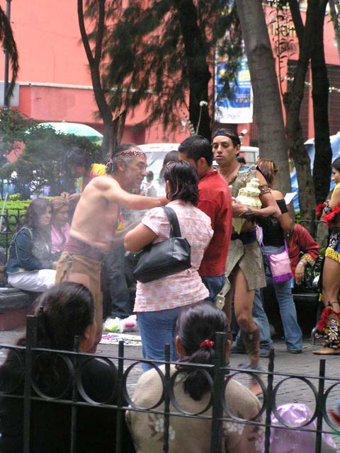 Danzantes en Coyoacán