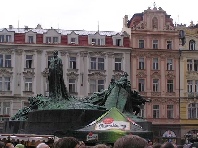 Monumento a Jan Hus