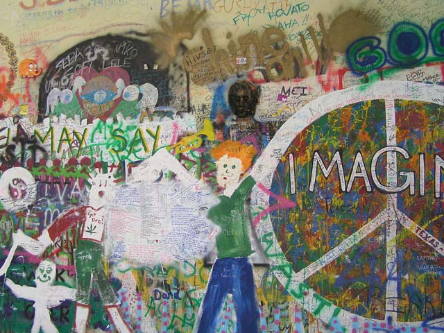 Mural en memoria de John Lennon (Plaza del Gran Priorato)
