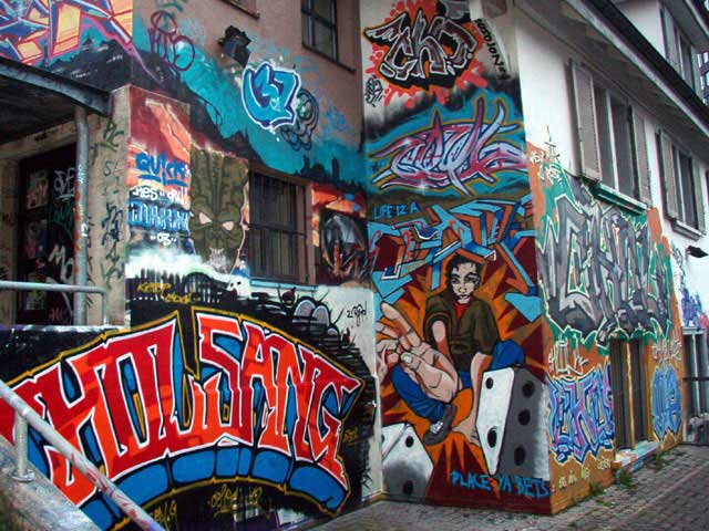Graffiti en Dynamo V