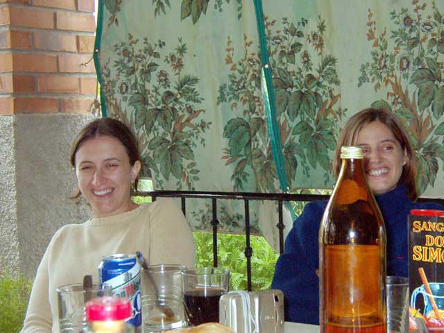 Esther, cerveza y María