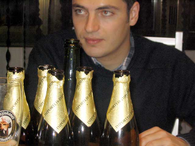 Sergio y botellas