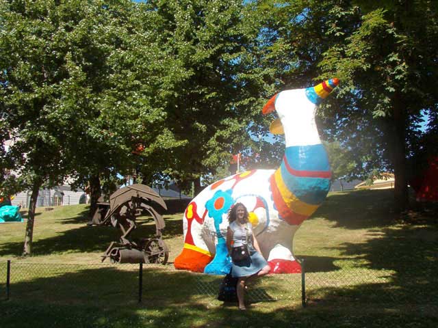 Esculturas de Niki de Saint Phalle y Jean Tinguely donde el Modernamuseet
