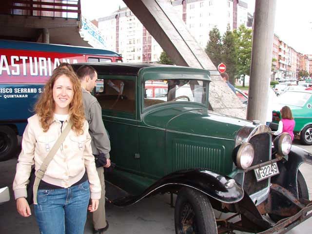 Exposición de coches antiguos