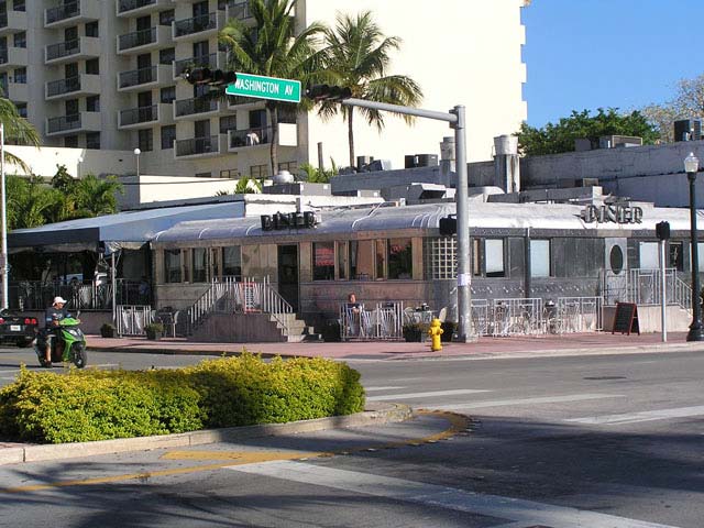 Restaurante Diner Wahington Avenue con la 11.