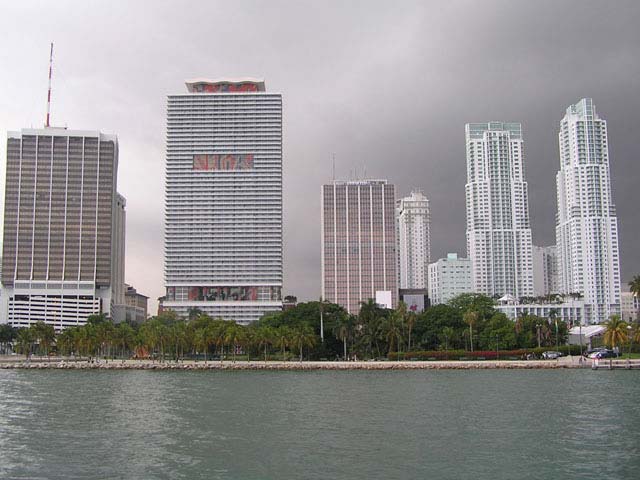 Vista de Downtown Miami desde el barco