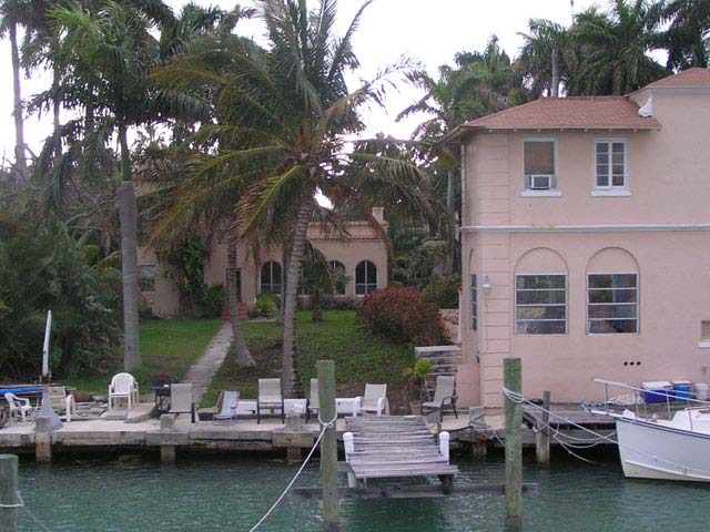 Star Island. Casa  de Tommy Motola y Thalía