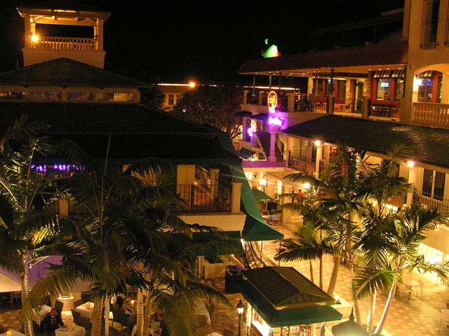 Coconut grove. Cocowalk