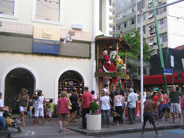 Anuncio navideño en Ipanema